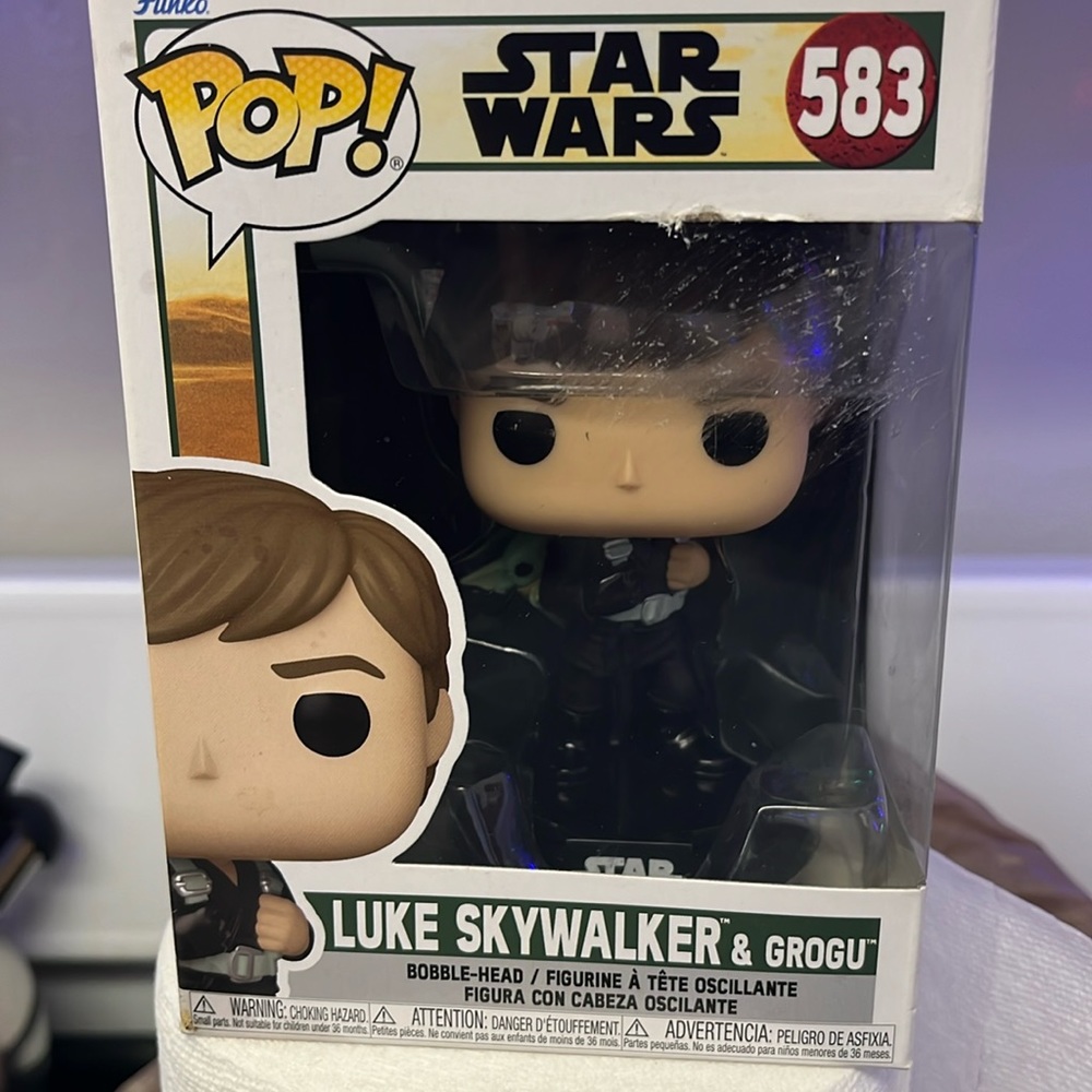 Luke Skywalker & Grogu
